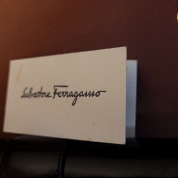 Vintage Salvatore Ferragamo Shoulder Bag - Picture 3 of 15